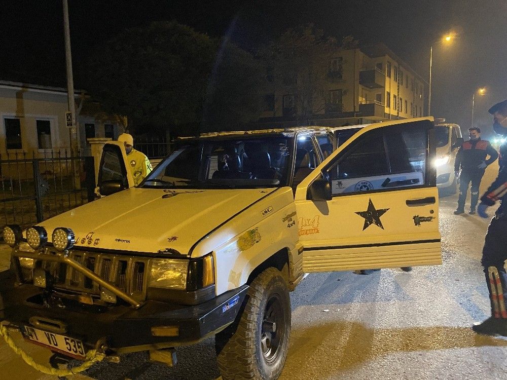 Suç makinesi polis kovalamacasında yakalandı