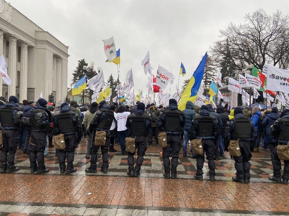 Ukrayna'da karantina protestosu