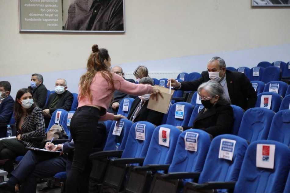 CHP'li üyeler AKP'nin oyuyla seçildi!