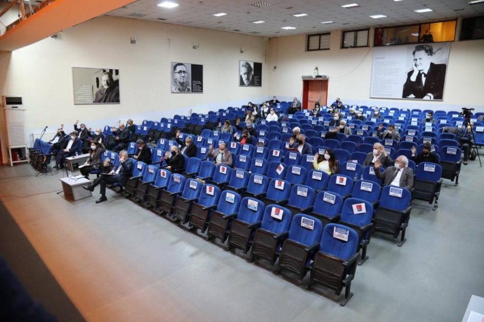 CHP'li üyeler AKP'nin oyuyla seçildi!