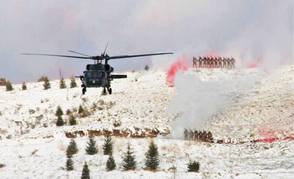 500 kadın özel harekatçı mezun oldu