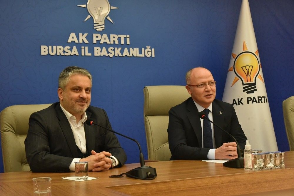 AK Parti İl Başkanı Davut Gürkan'dan vefa örneği