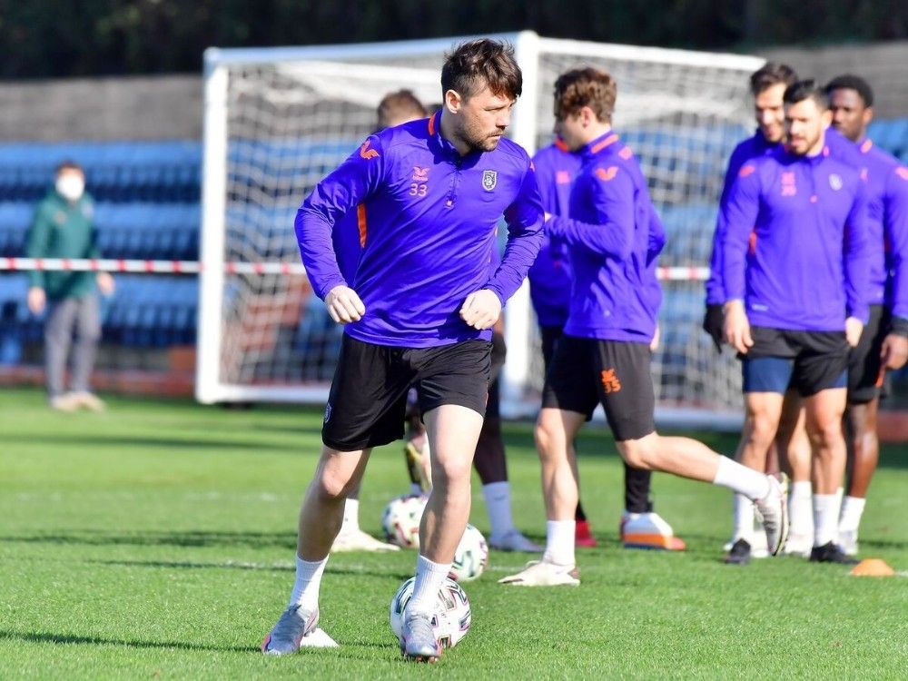 Başakşehir'de Giuliano takımla, Rafael bireysel çalıştı