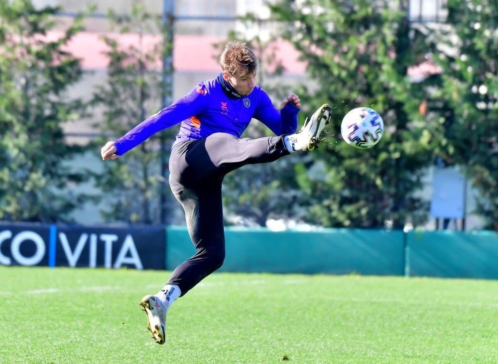Başakşehir'de Giuliano takımla, Rafael bireysel çalıştı