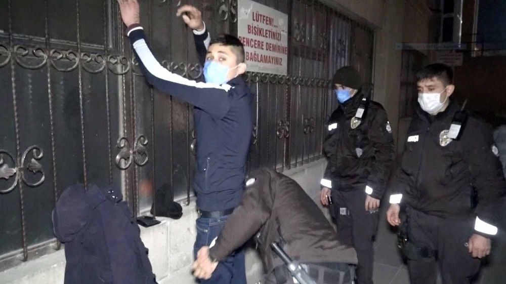 Bekçiden kaçan genç: Yakalayamazdınız da komisere dua edin