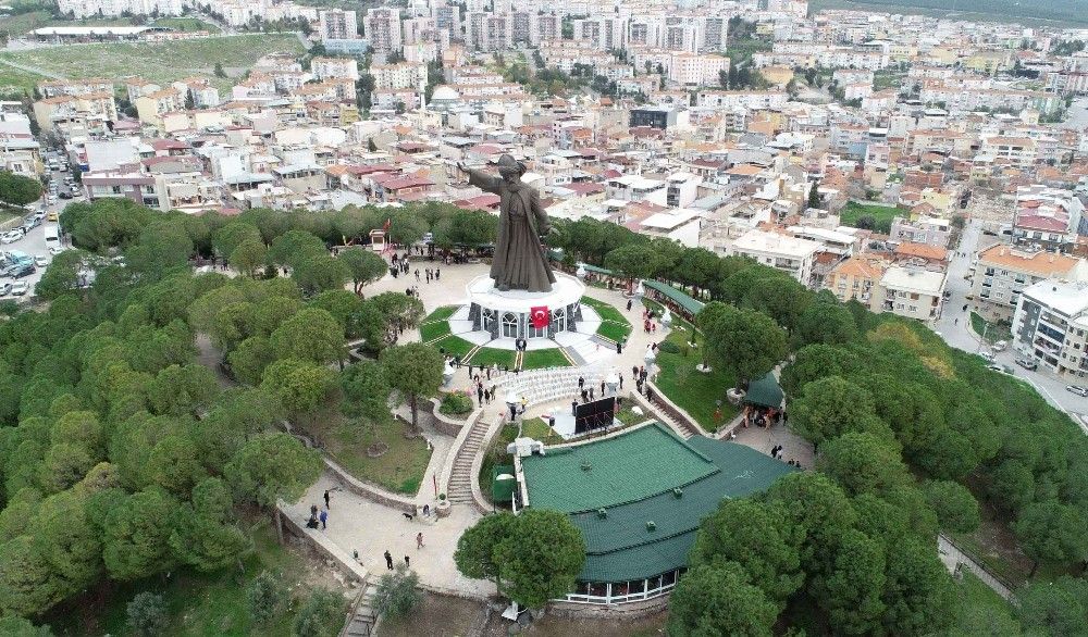 Buca'nın üreten elleri Mevlana'da tezgah açıyor