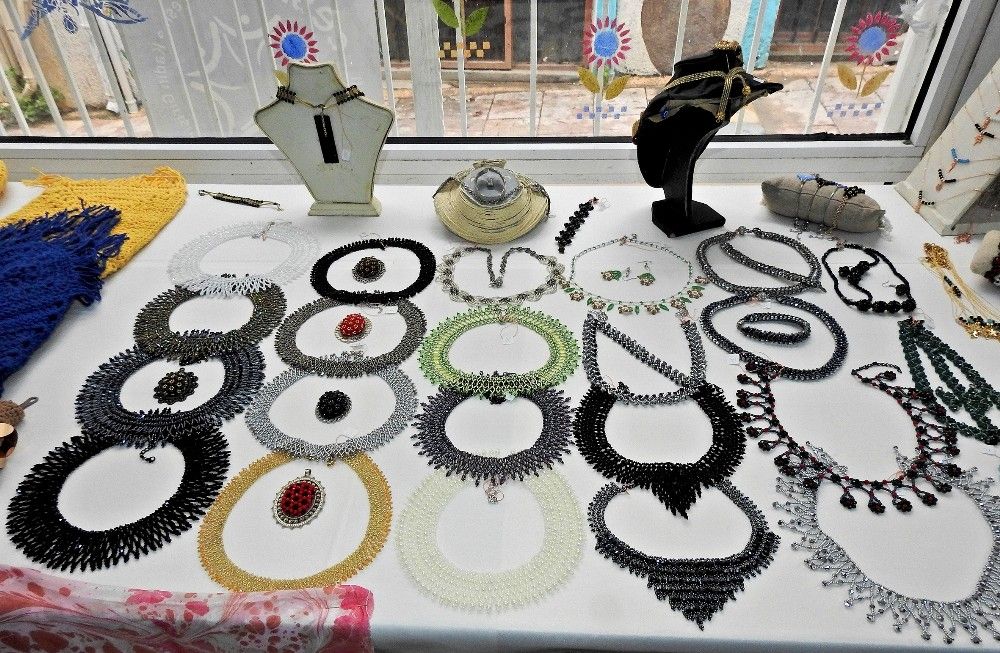 Çeşme'de el sanatları ürünleri satış yeri açıldı