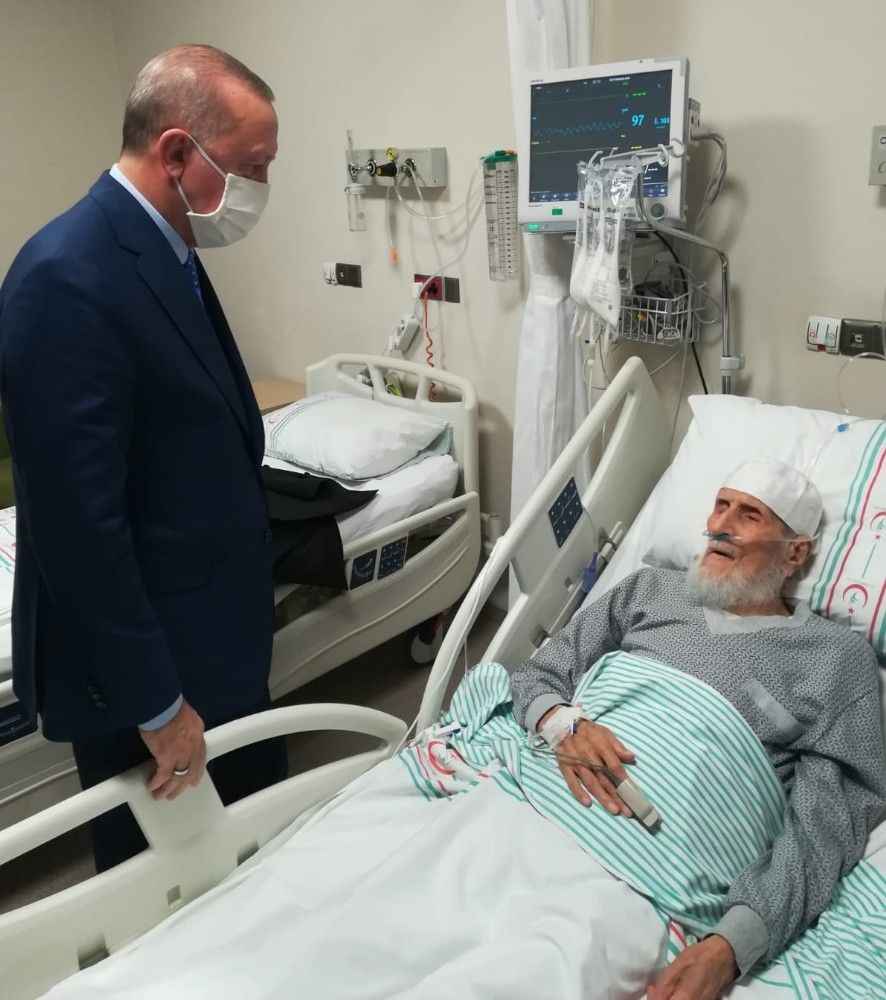 Cumhurbaşkanı Erdoğan'dan hastane ziyareti