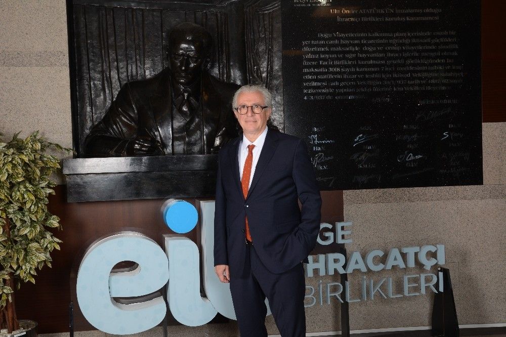EİB, 8 bin ihracatçı için kolları sıvadı
