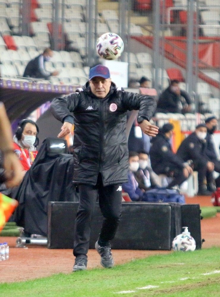 "Antalyaspor'da bir yol hikayesi yazmak istiyoruz."