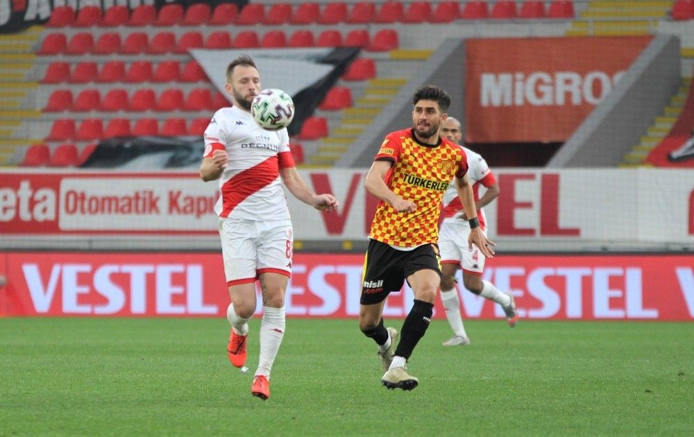 Göztepe evinde darbe yedi