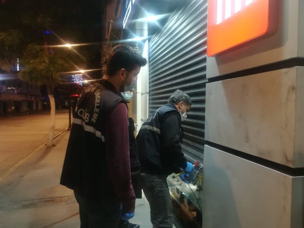 İzmir'de 13 yaşındaki çocuk 20 bin liralık cep telefonu çaldı