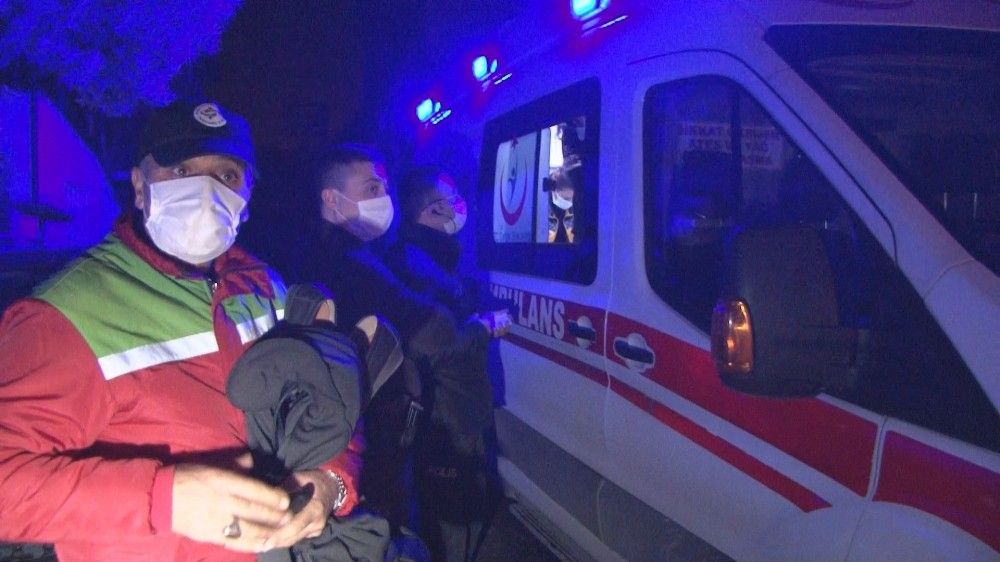 İzmir'de yaşlı çift sobadan sızan gazdan etkilendi