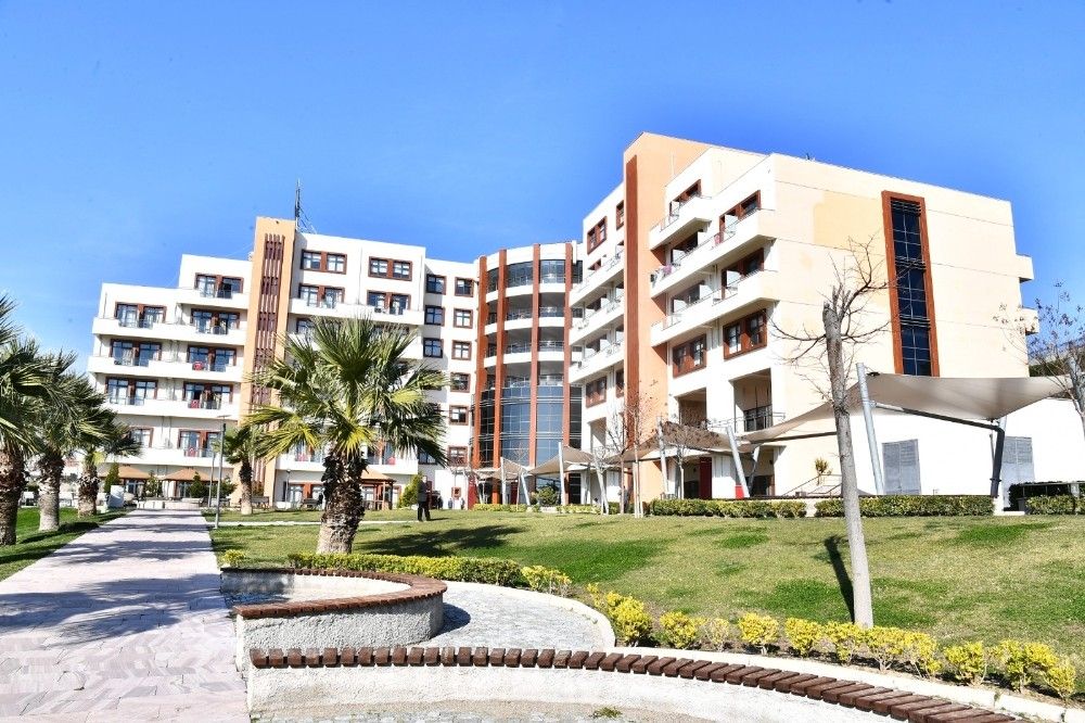 İzmir'deki huzurevinde aşılama yapıldı