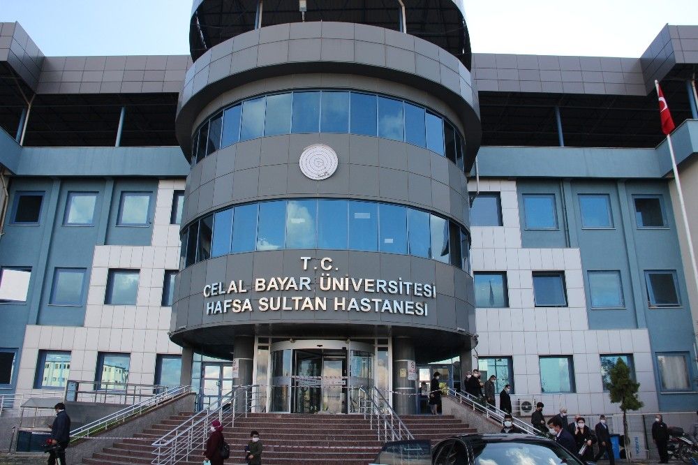 Manisa'ya ilk Covid-19 aşıları geldi