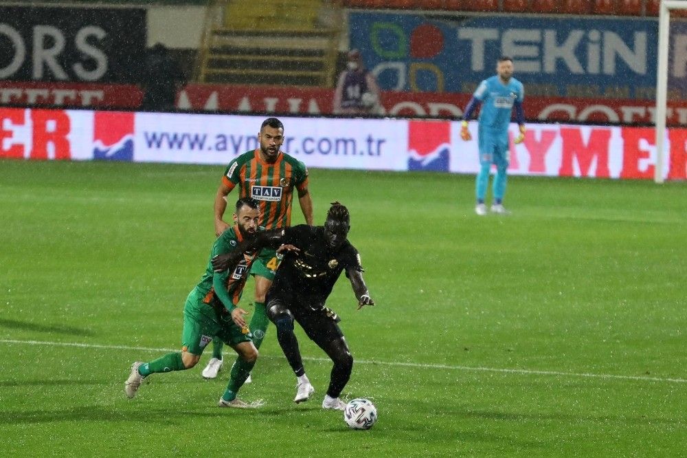Süper Lig: Aytemiz Alanyaspor: 1 - MKE Ankaragücü: 2