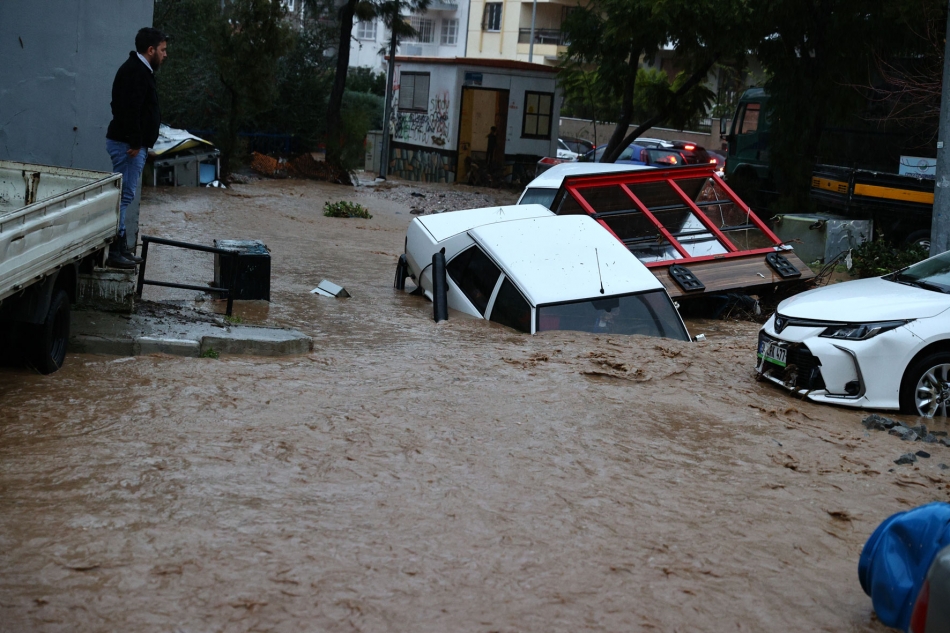 İlk tespit: 673 binayı su bastı