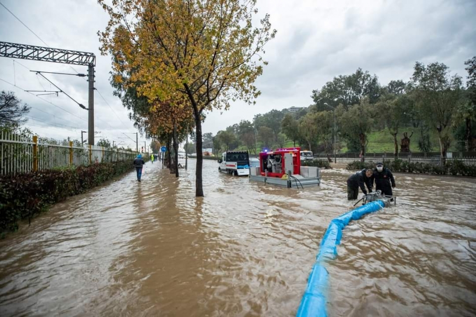 İzmir'deki sel felaketinden ilk can kaybı