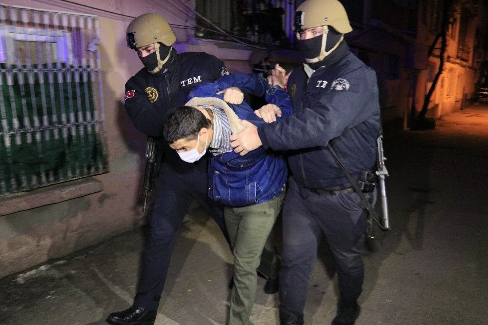 Adana'da DEAŞ operasyonu: 9 gözaltı