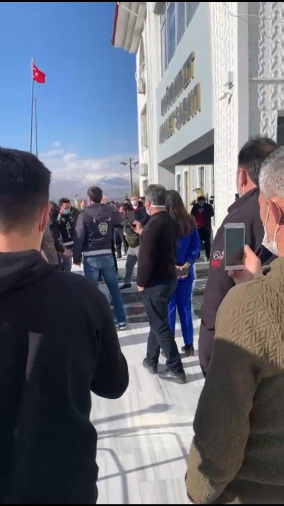 Ağrı'da 'Sahte Gelinler' operasyonunda 6 kişi tutuklandı