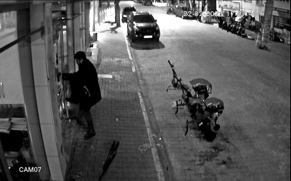 Av tüfeği ile havaya rastgele ateş açtı
