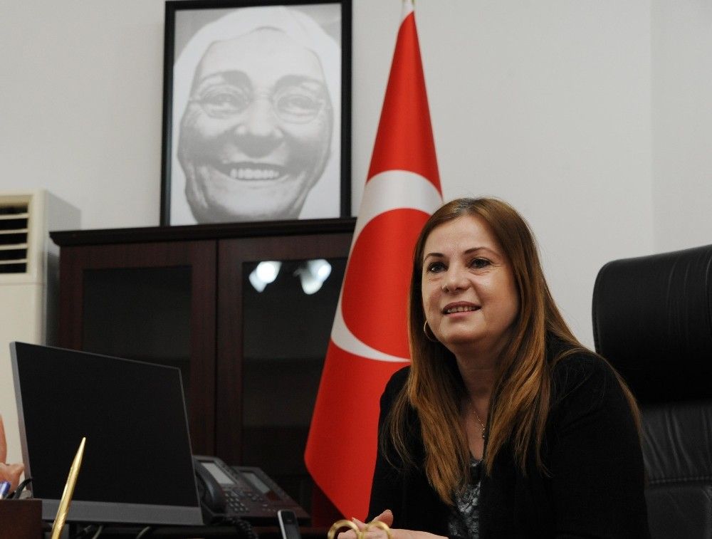 Balçova Belediyesinden esnafa bin TL maddi yardım