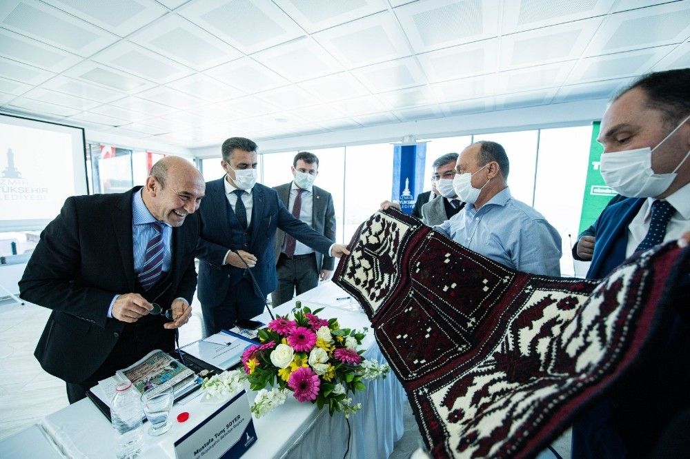 Başkan Soyer Dikili mesaisinde