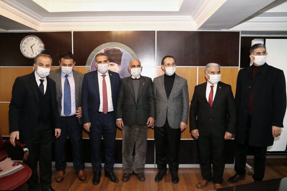 CHP'den AK Parti'ye katılım