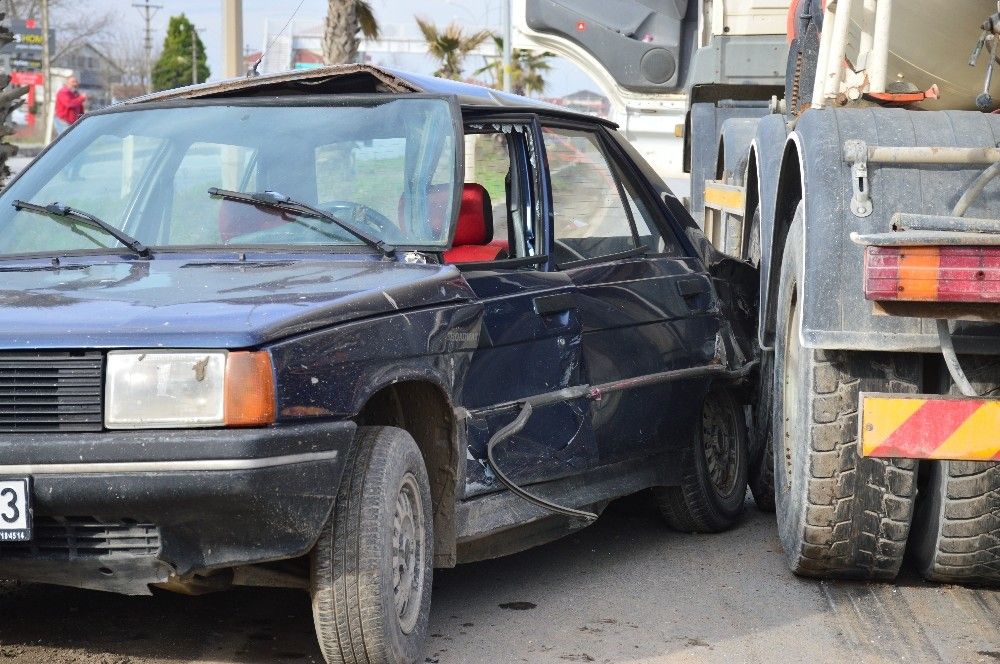 Engelli aracından kaçtı, beton mikseriyle çarpıştı: 1 yaralı