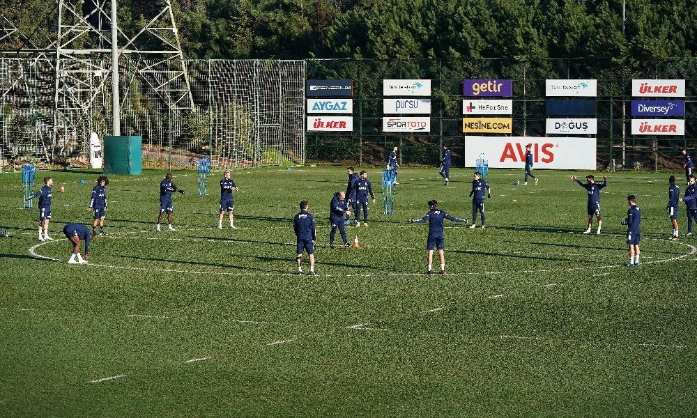 Fenerbahçe derbi hazırlıklarını sürdürdü