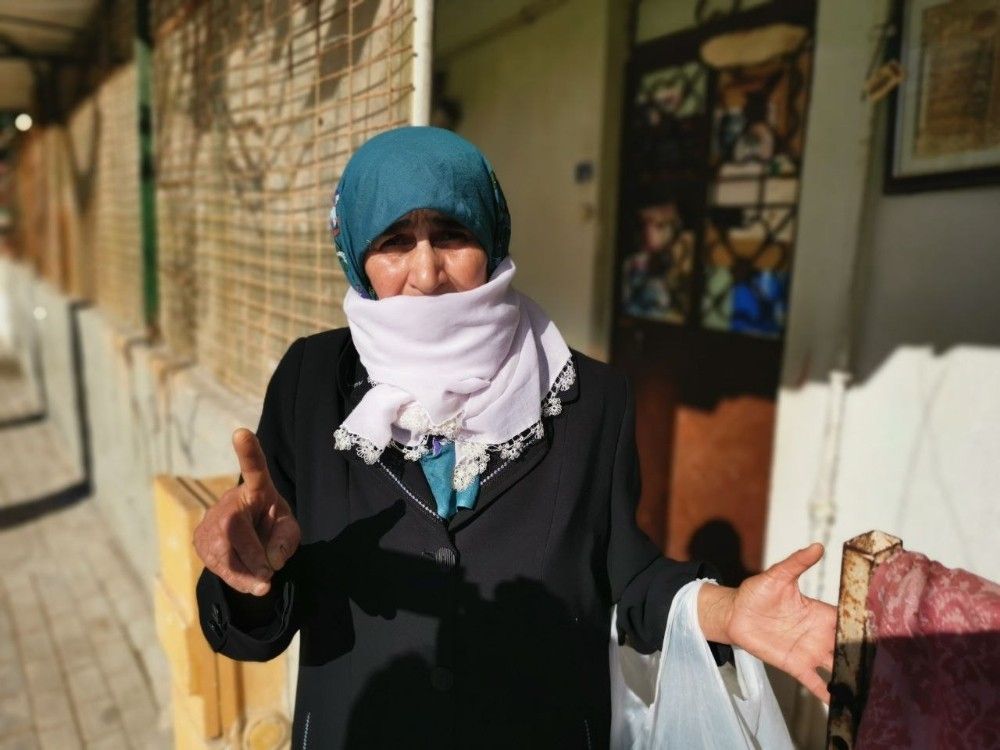 Geri dönüşüm için topladıklarına belediye 'çöp ev' diyerek el koydu
