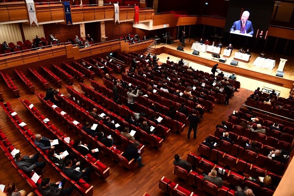 İzmir'de toplu ulaşım 8 Mart'ta yüzde 50 indirimli