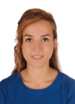 Kadın doktora hastanede orakla saldırı