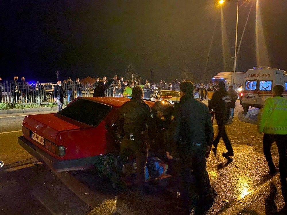 Karadeniz sahil yolunda kaza: 1 ölü, 4 yaralı