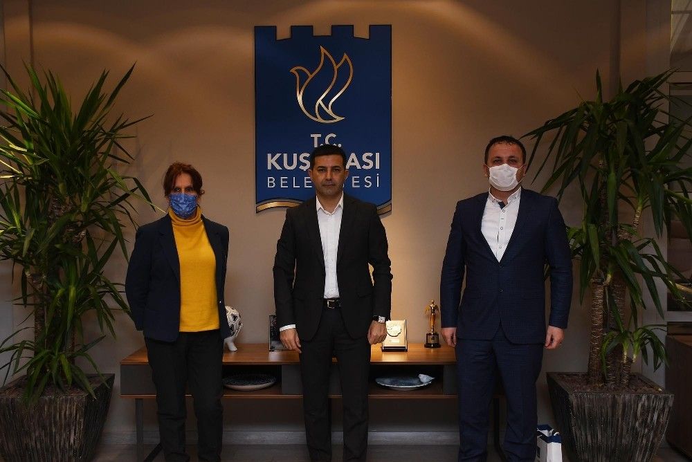 Kuşadası Belediyesi Kadıkalesi kazılarına desteğini sürdürüyor