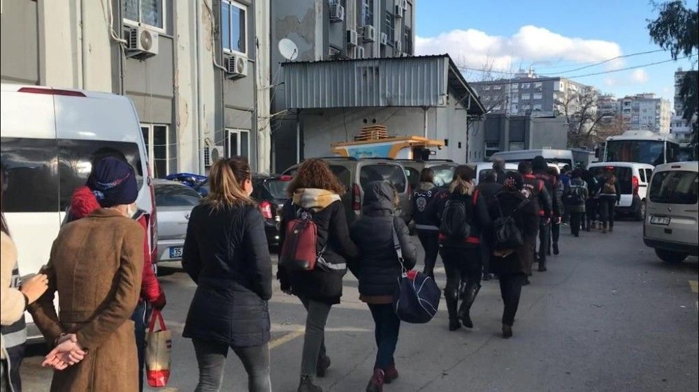 Şehit, gazi ve çocukları adına dolandırdılar