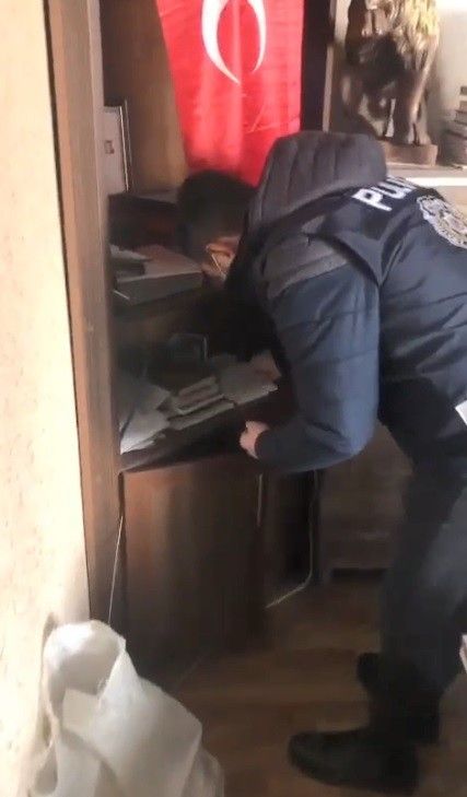 Duygu istismarcılarına darbe: 22 gözaltı