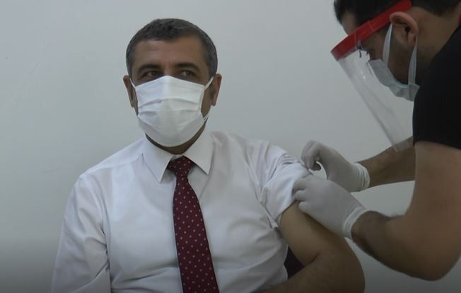 Şok! Aşı olan milletvekili, koronaya yakalandı
