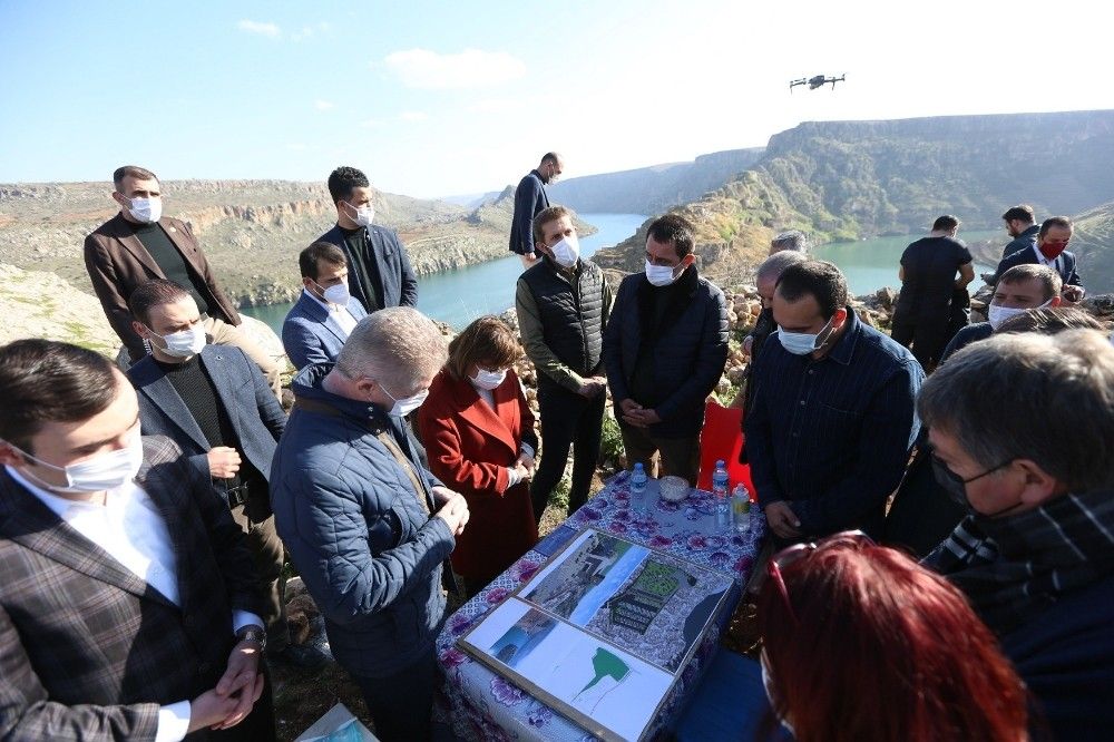 Türkiye'nin en büyük cam terasının inşasına başlandı