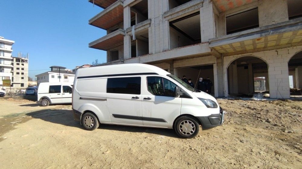 2 kardeşini inşaatta infaz etti