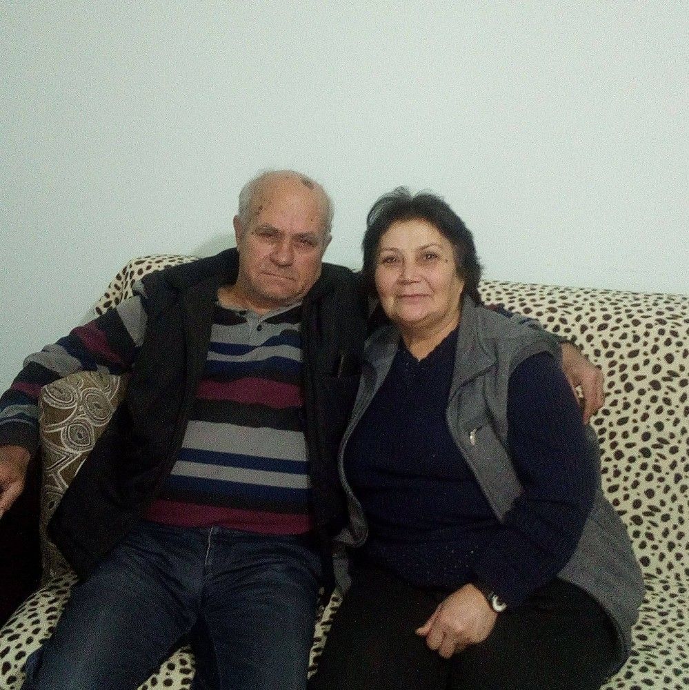 3 saat arayla korona virüse yenildiler