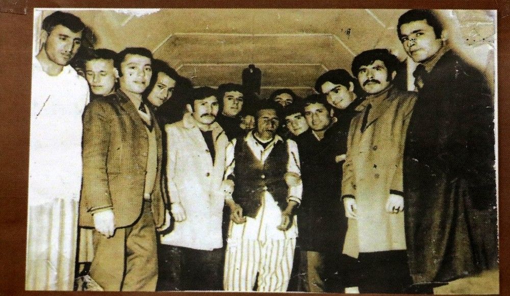 Aşık Veysel'in ölmeden 12 saat önceki fotoğrafı