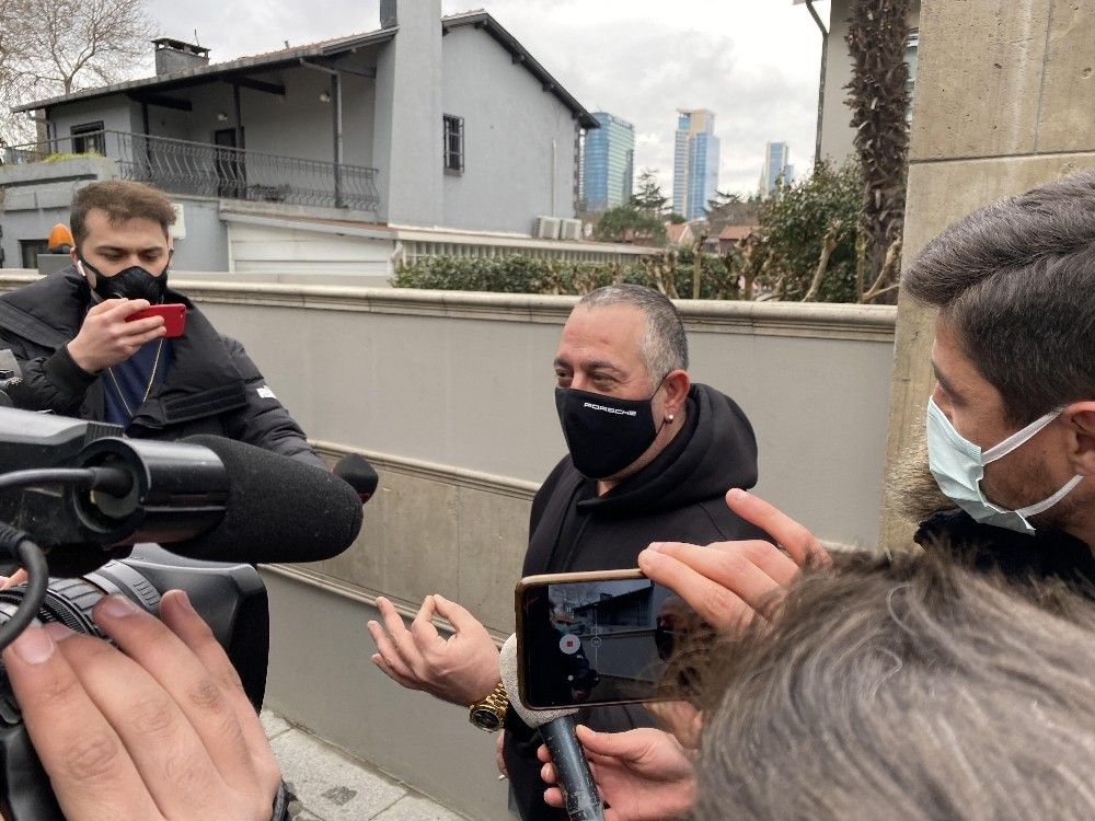 Cem Yılmaz'ın villasında yangın paniği