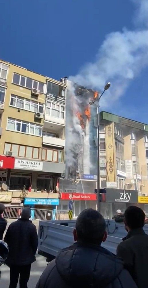 Dersanede korkutan yangın