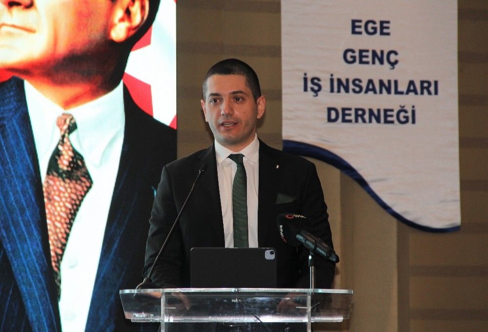 EGİAD'da görev değişimi heyecanı