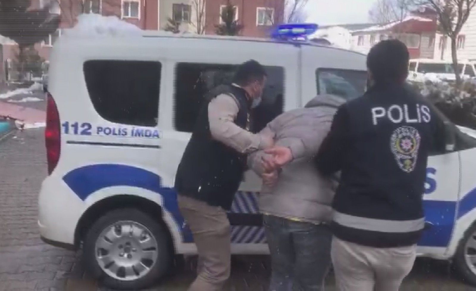 İndirim yalanıyla dolandırdılar