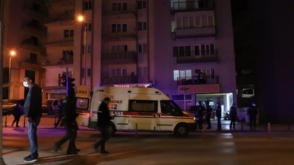 İp sarkıtarak eve girdi, eşini öldürdü