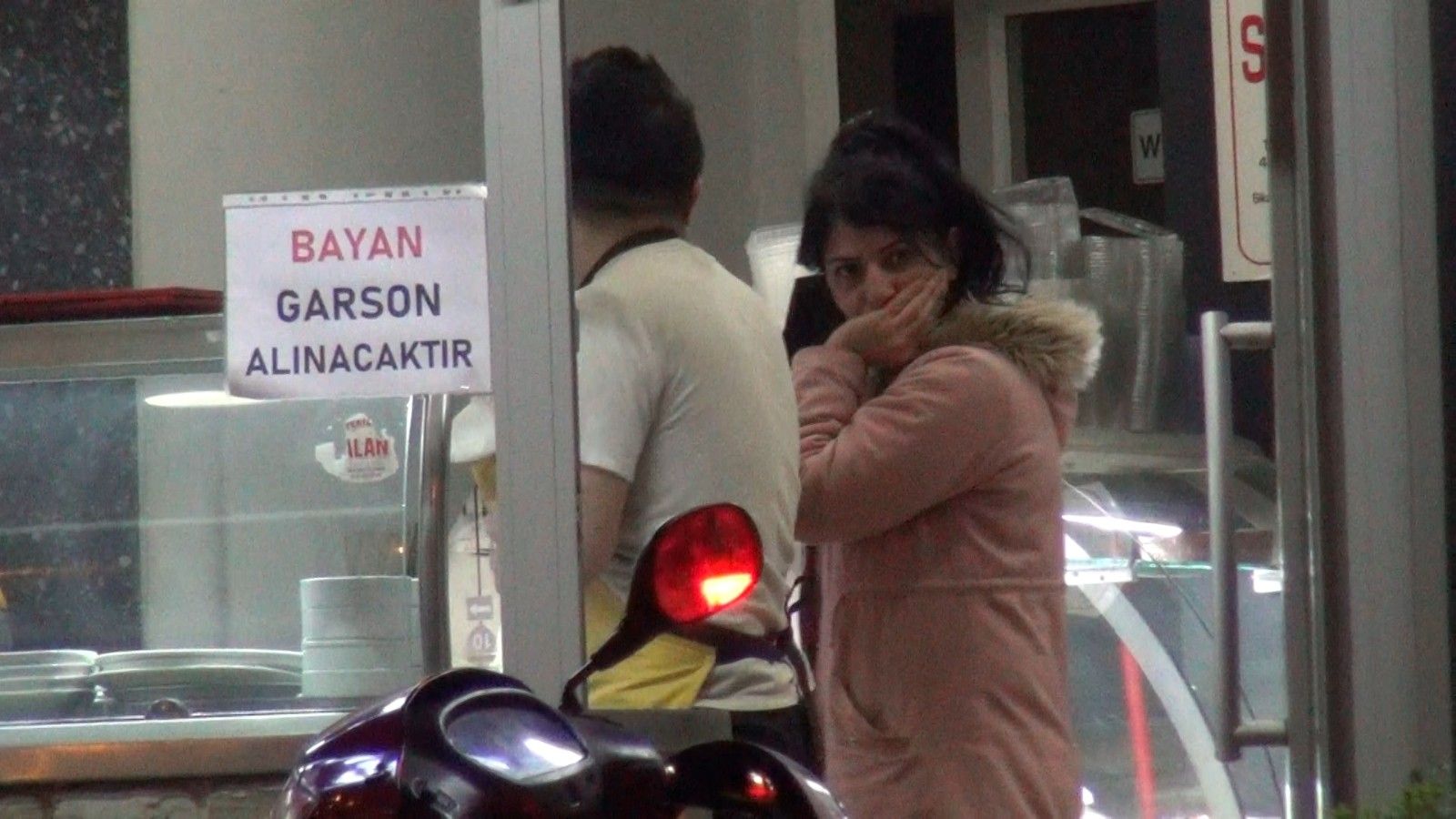 Kızıyla yaşayan kadına kan donduran tehdit