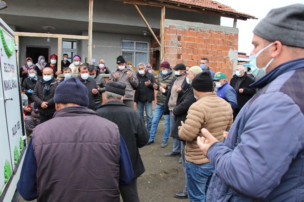 Korona hastası anne öldü, bebeği kurtarıldı