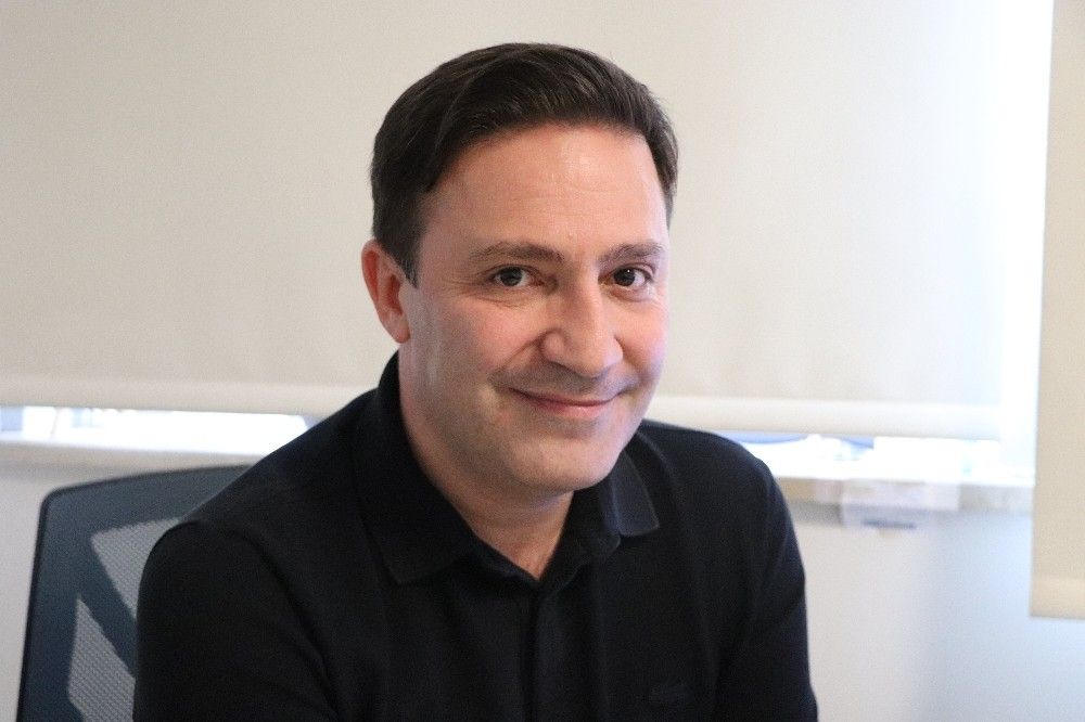 Korona virüs, genç nüfusa kayıyor